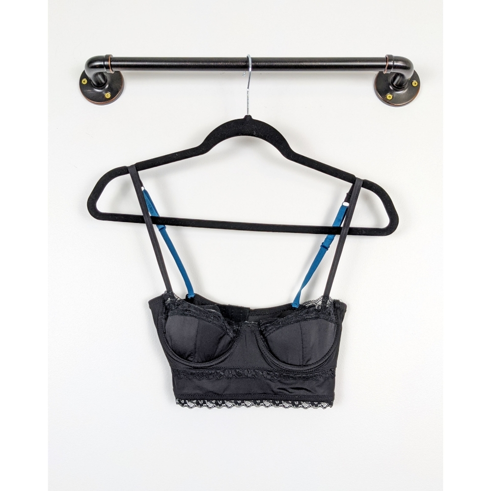 32B - By Eloise Anthropologie Bra